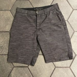 Billabong men’s size 30 hybrid shorts